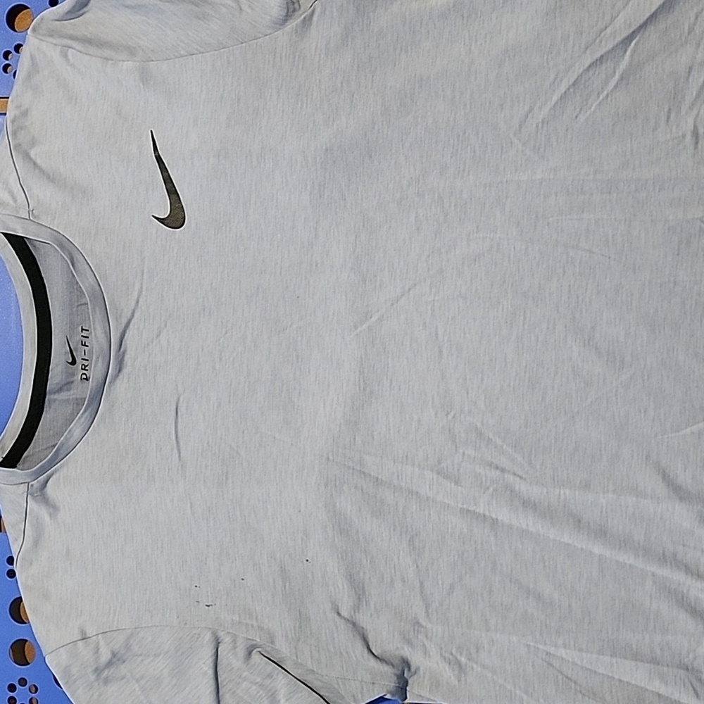 Nike Dri-Fit Gray Short-sleeved T-shirt